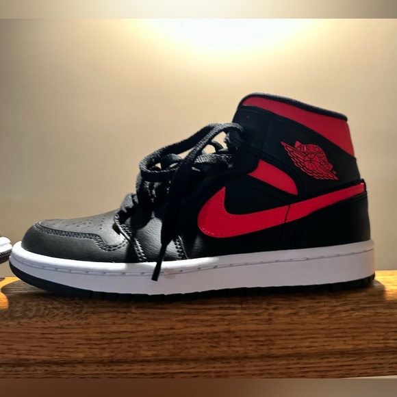 Women's Air Jordan 1 MID Sky J FR Blue/Ozone Blue-Sail - Picture 3 of 9